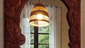 3 عدّة غرف نوم ومكواة/لوح كي وواي فاي وملاءات أسرّة