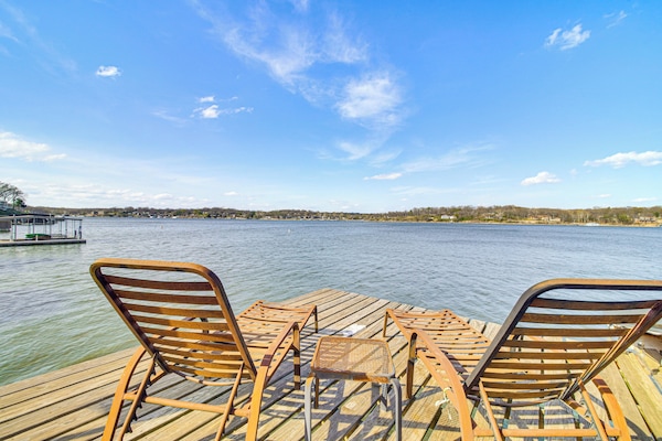 Grove Vacation Rental | 2BR | 2BA | Step-Free Entry | 1,450 Sq Ft