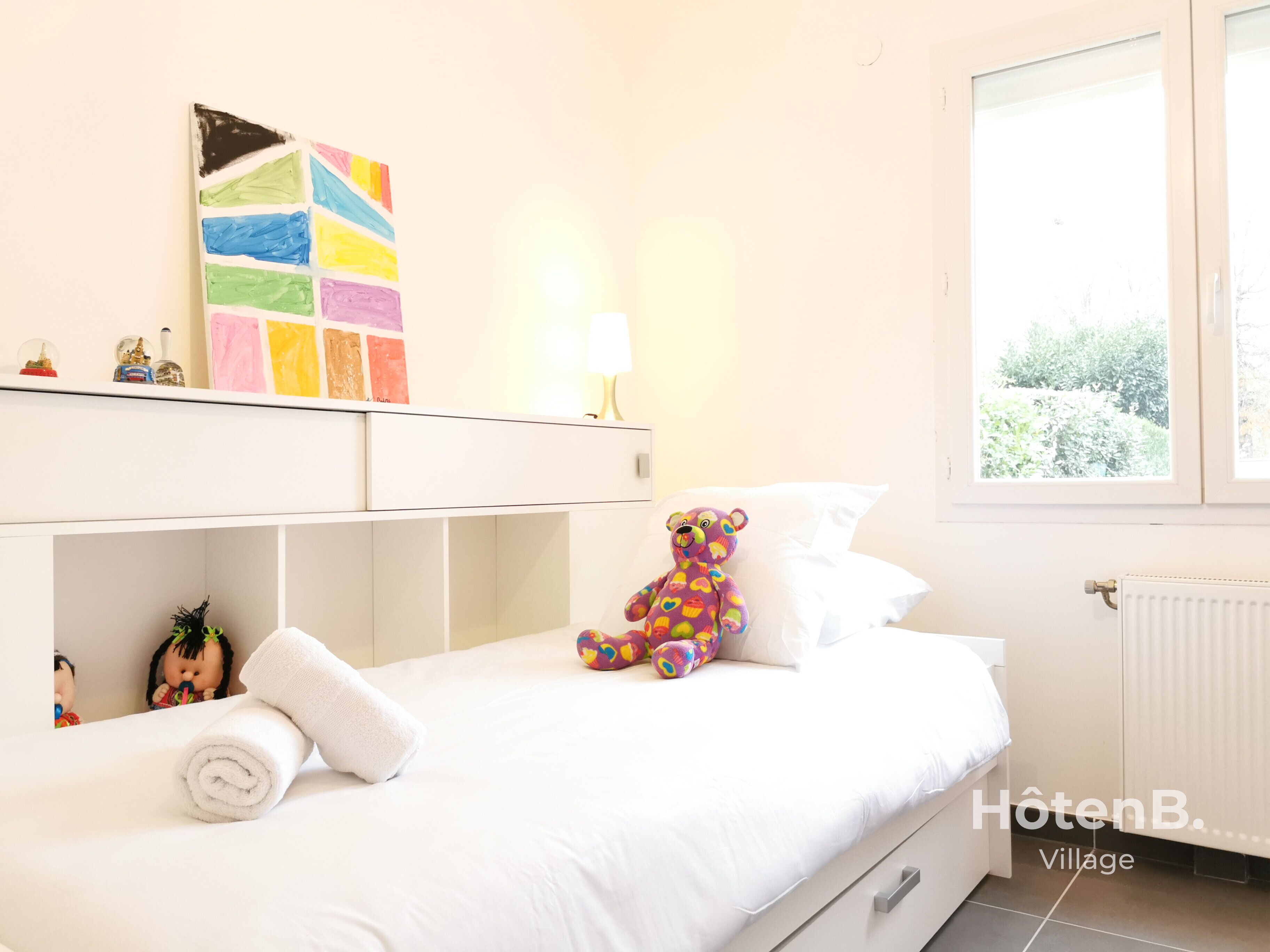 3 slaapkamers, een strijkplank/strijkijzer, beddengoed