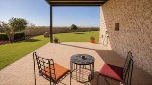 Junior Suite, Garden View | Terrace/patio