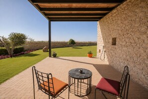 Junior Suite, Garden View | Terrace/patio - Baberrih Hospitality Palaces & Resorts (Moulay Bouzarqtoune)