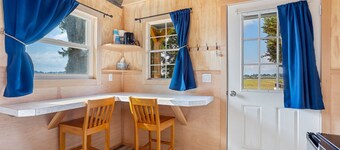 Peaceful Farm Escape | Cozy + Hot Tub