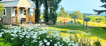 Quiet Glamping Barn on a Working Farm with Fire Pit and Open Views