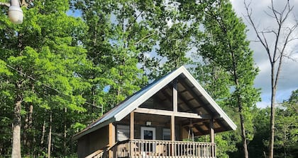 Reel Simple LAKEFRONT Cabin Close to Hiking Trails, The Caverns and OHV Park!