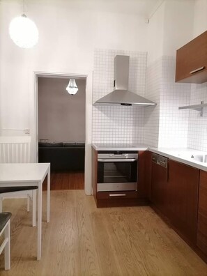 Apartment | Private kitchen | Fridge, microwave, oven, stovetop