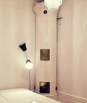 Apartment | 1 bedroom, bed sheets