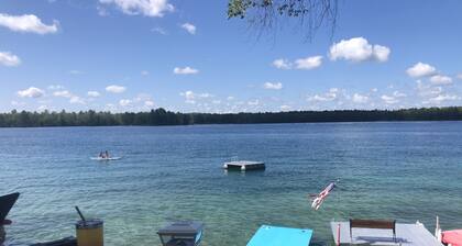 A true paradise lake house with beautiful sunsets year round direct trail access