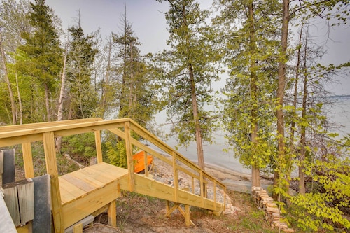 Suttons Bay Lk House Near Wineries Hot Tub Firepit