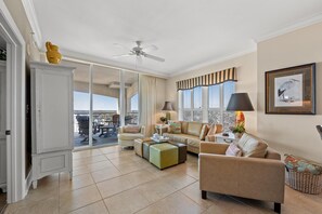 Smart TV, DVD player, books