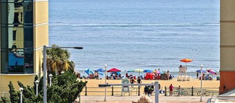 Rooftop Deck and Ocean Views with VB Local Life!