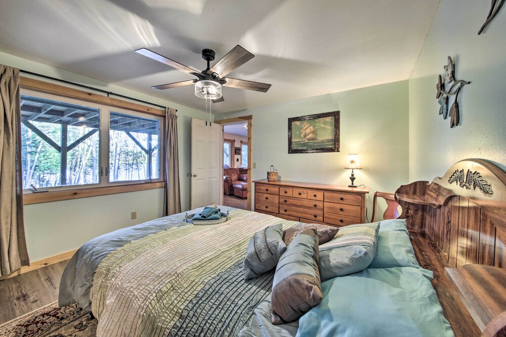 Stunning Monson Getaway on the Water! Monson Vrbo