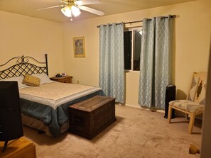 3 habitaciones, escritorio, wifi gratis y ropa de cama 