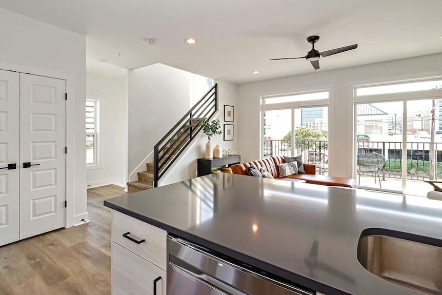 Modern Luxury Townhome Rooftop Deck & Ocean Views! - 버지니아