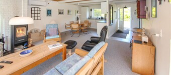 Lovely home in Samsø with kitchen
