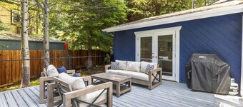 Cozy Ketchum Home - Dog-Friendly Yard, Hot Tub!