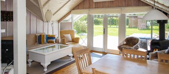 2 bedroom nice home in Samsø