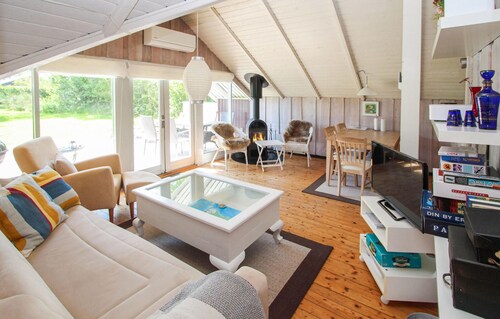 2 bedroom nice home in Samsø