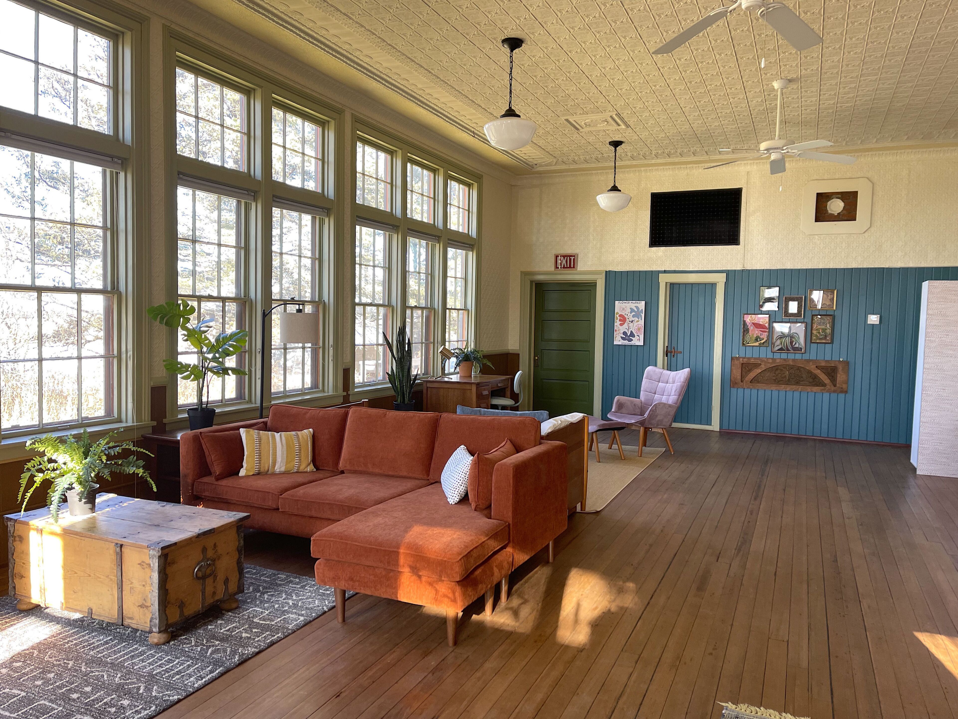 Updated historic schoolhouse, close to hiking and shopping