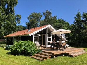 Outdoor dining - 2 bedroom lovely home in Samsø (Samsø)