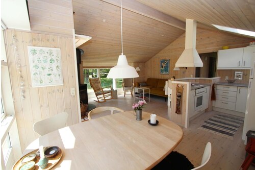 2 bedroom lovely home in Samsø