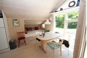 2 bedrooms, free WiFi
