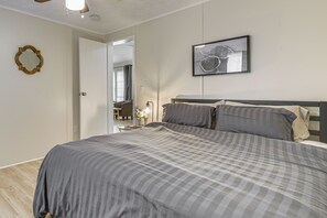 3 habitaciones, tabla de planchar con plancha, cuna de viaje y internet 