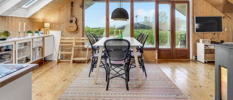 تناول الطعام