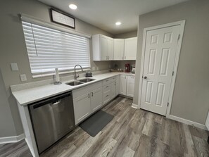 Fridge, oven, stovetop