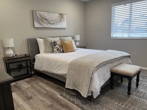 5 bedrooms, WiFi, bed sheets