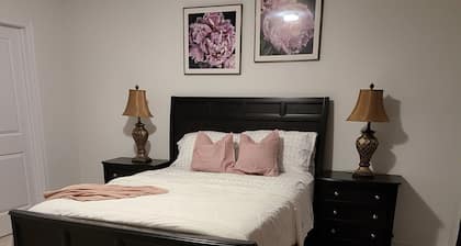 Elora Fergus Retreat\Vacation Home
