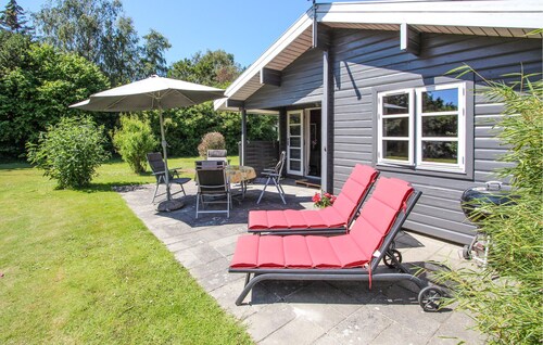 2 bedroom awesome home in Samsø