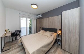 3 habitaciones, wifi gratis y ropa de cama 