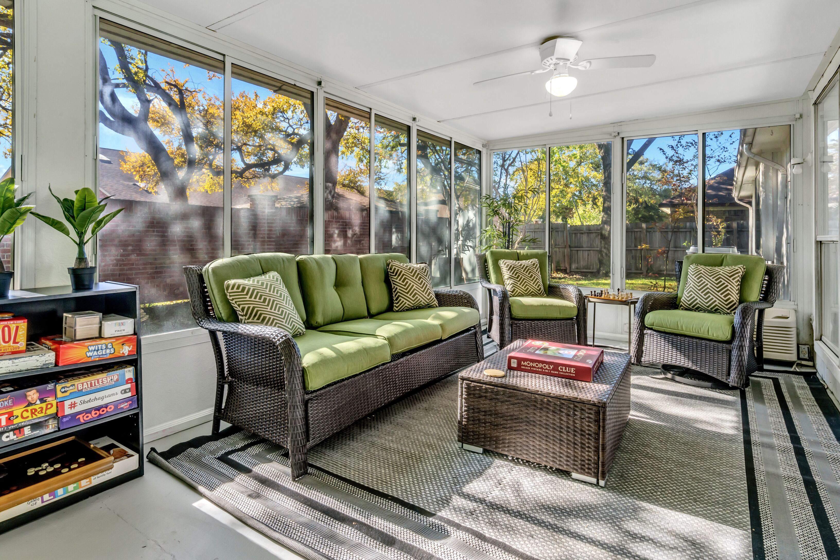 FREE Kayak Rental Home w/ Firepit and Gameroom