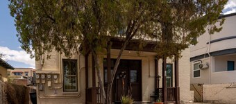 Spring Oasis! Tucson 1BR – 5 Min to UofA & Fun!