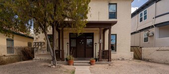 Spring Oasis! Tucson 1BR – 5 Min to UofA & Fun!