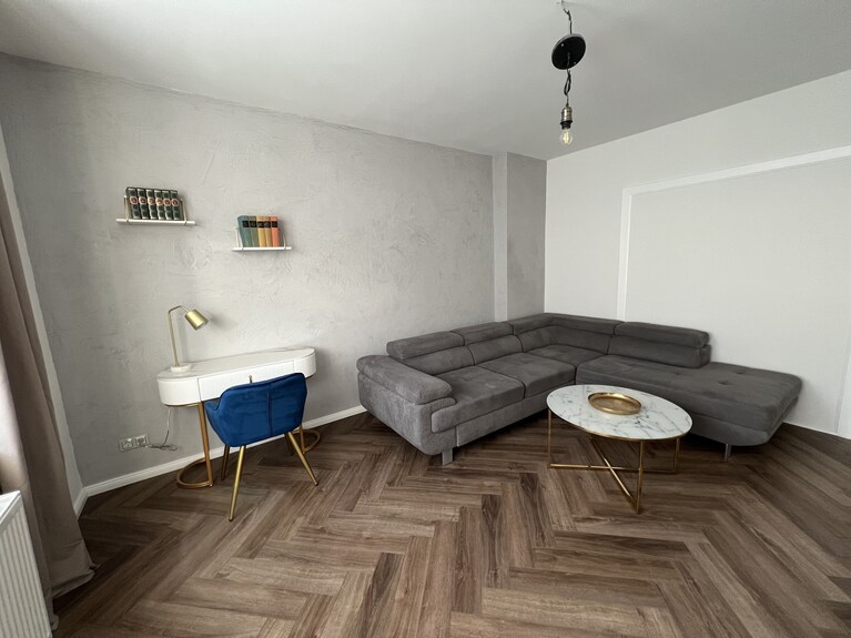 Exklusive 2 Zimmer Eg Wohnung Mit Balkon In Top Lage! - Bremen