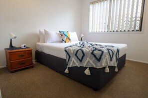 3 bedrooms, free WiFi, bed sheets