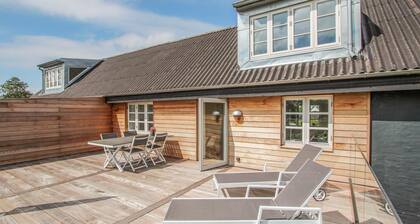 Cozy apartment in SamsĂž with kitchen