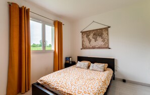 4 Schlafzimmer, Reisekinderbett, Bettwäsche