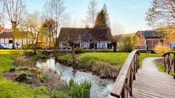 Enceinte de lâhĂ©bergement