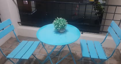 5 Star Fresh And Clean Condo In New Kingston