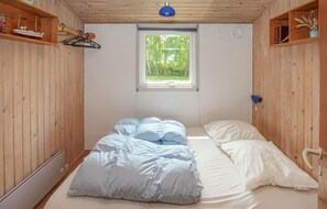 2 bedrooms, free WiFi - Cozy home in Samsø with kitchen (Samsø)