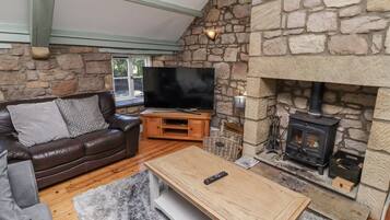 Cottage | Living area