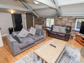 Chaumière | Aire de séjour