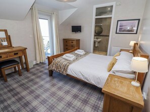 3 bedrooms, individually decorated, individually furnished, free WiFi - Jackdaw (Bamburgh)