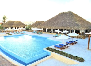 Utomhuspool