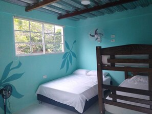 Individually decorated, individually furnished, free WiFi, bed sheets - CasaLuna Tayrona (Santa Marta)