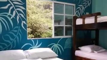 1 bedroom, individually decorated, individually furnished, free WiFi