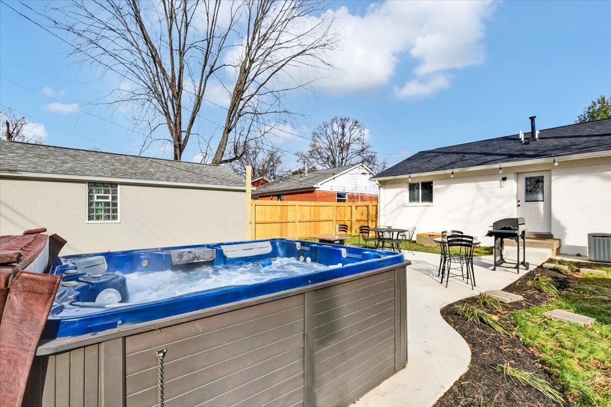 Bourbon House 4 - The Wellingmoor - Hot Tub