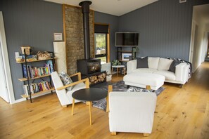 Fireplace - Boutique Snowy Mountains Getaway - Relax | Reconnect | Recharge (Yaouk)